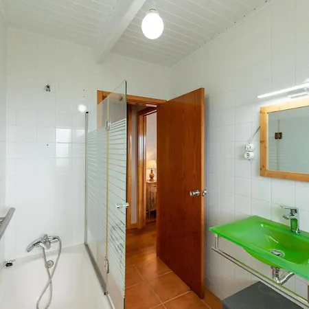 Lobo Do Mar * Calheta de Nesquim