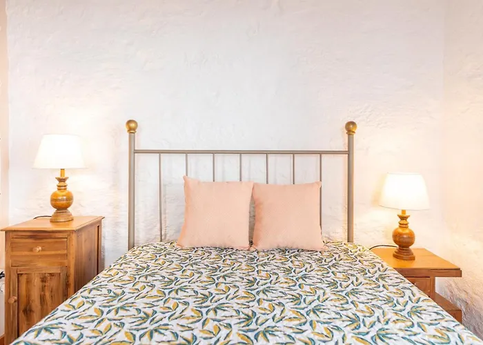 Lobo Do Mar * Calheta de Nesquim